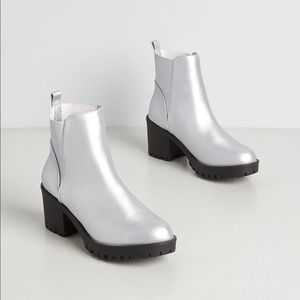 ModCloth metallic silver boots size 5